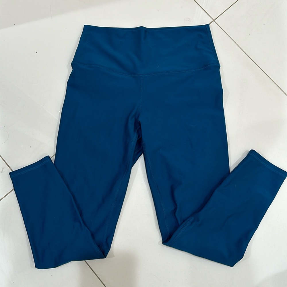 Abercrombie and Fitch YPB leggings (short)